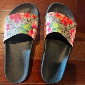 Gucci slides size 38/8